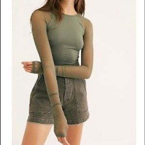 Scrunch sleeve seamless top
